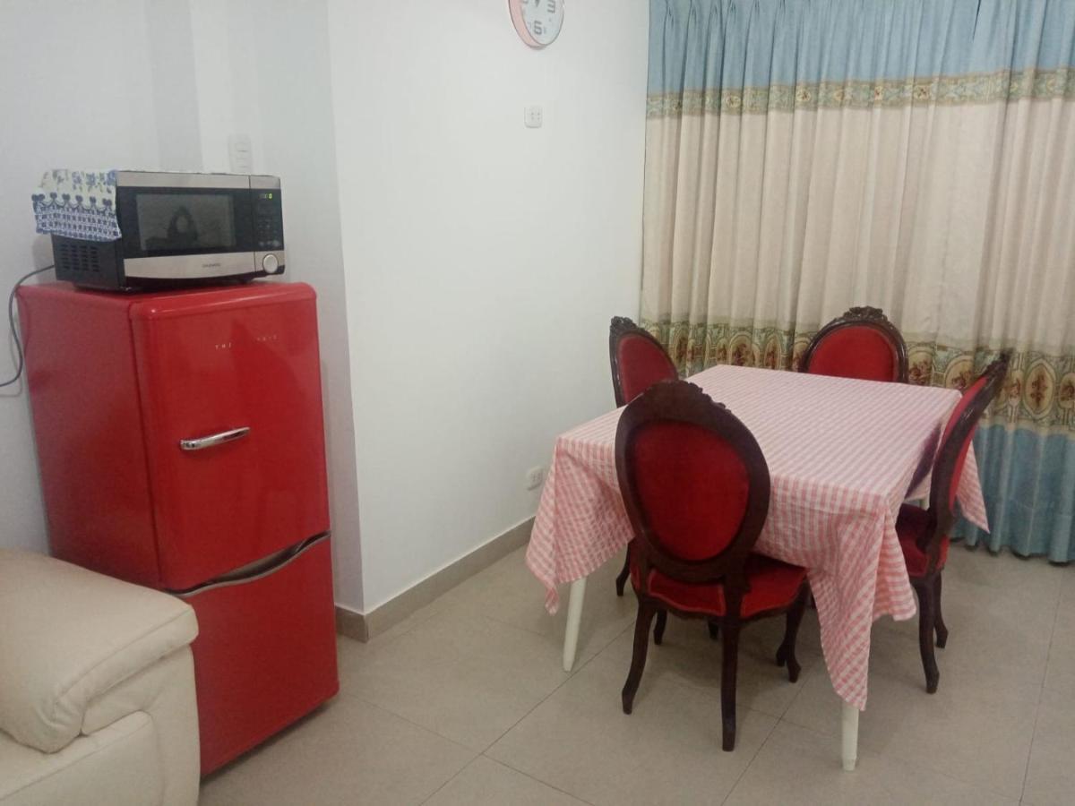 Strenua - Las Quintanas Hostel Trujillo Buitenkant foto