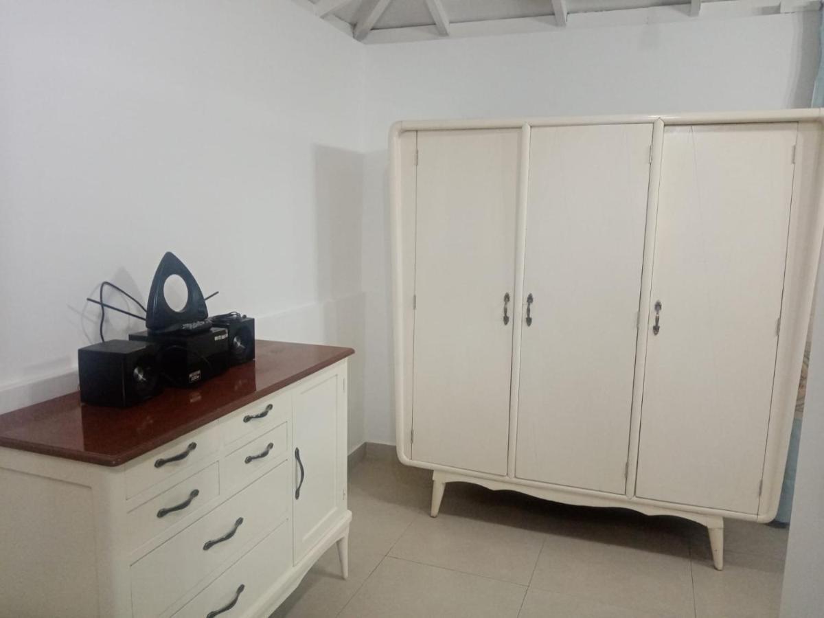 Strenua - Las Quintanas Hostel Trujillo Buitenkant foto