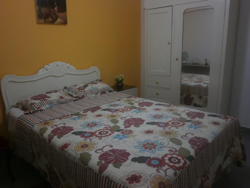 Strenua - Las Quintanas Hostel Trujillo Buitenkant foto