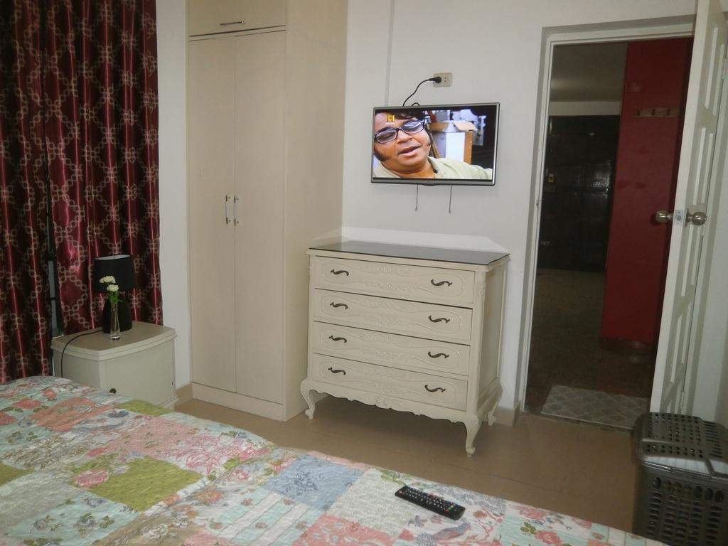Strenua - Las Quintanas Hostel Trujillo Buitenkant foto