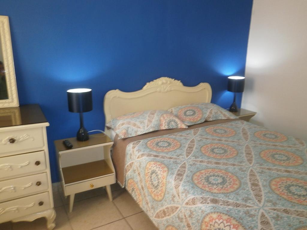 Strenua - Las Quintanas Hostel Trujillo Buitenkant foto