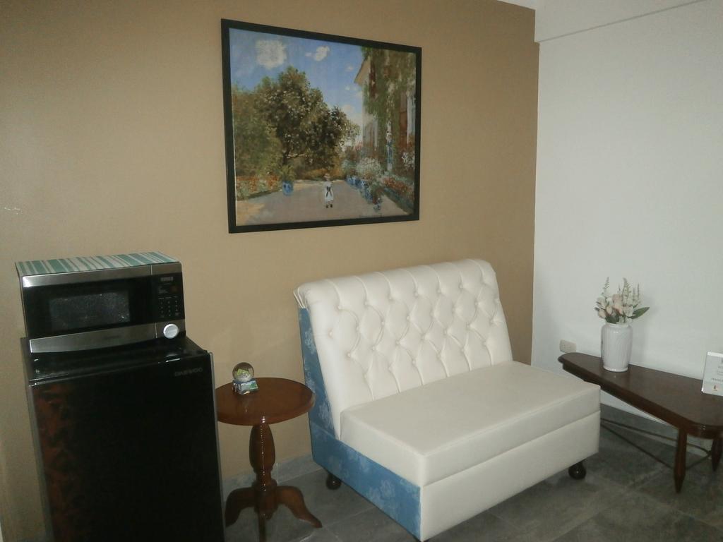 Strenua - Las Quintanas Hostel Trujillo Buitenkant foto
